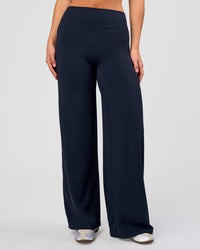 Woman wearing Elixir High-Rise Pant - Midnight Navy | Model:Amity | Size:S | Thumbnail Index: 6