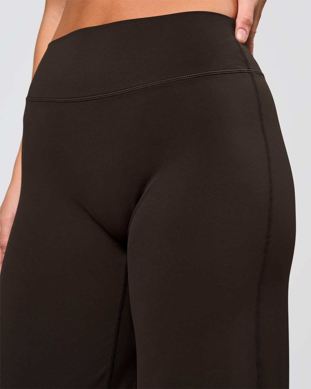 Woman wearing Elixir High-Rise Pant - Ground Coffee | Model:Amity | Size:S - view 5