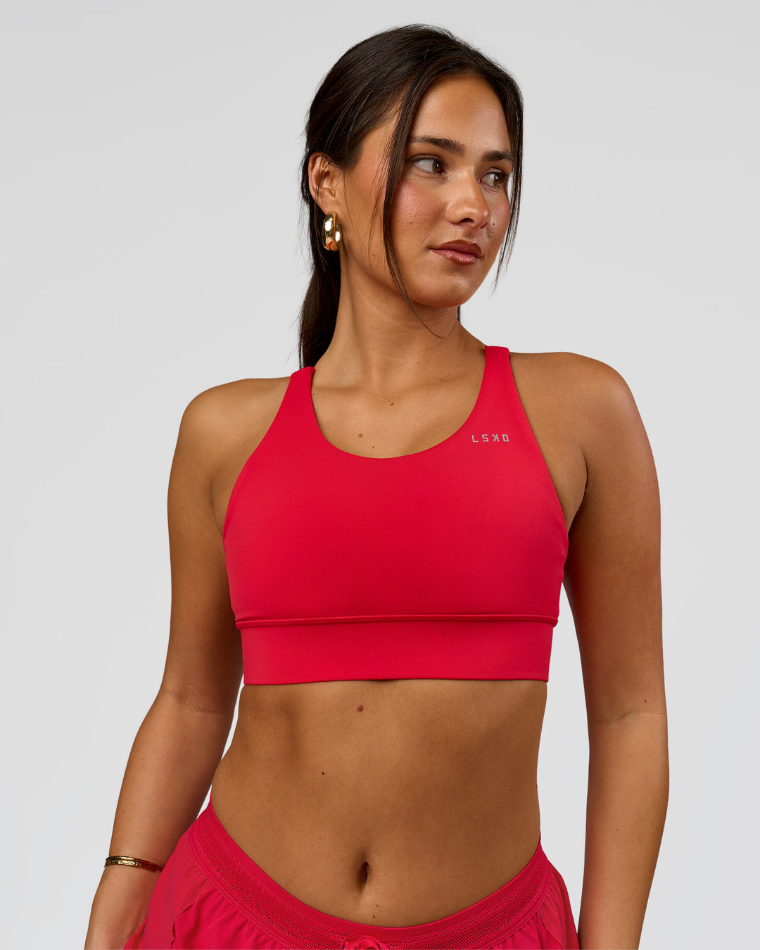 Woman wearing Accelerate Sports Bra - Scarlet | Model:Bianca | Size:S - view 4