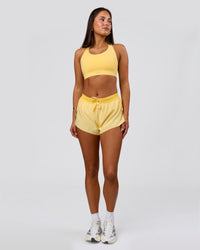 Woman wearing Fusion Sports Bra 2.0 - Lemon | Model:Bianca | Size:S | Thumbnail Index: 7