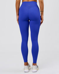 Woman wearing Fusion V-Contour Ultra High-Rise Full Length Legging Pockets - Power Cobalt | Model:Bianca | Size:S | Thumbnail Index: 5
