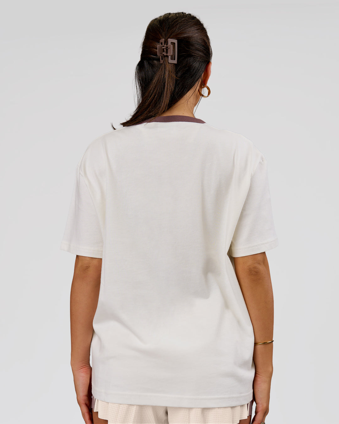 Woman wearing LSKD Fitness Club Heavyweight Oversized Tee - Off White-Cocoa Powder | Model:Bianca | Size:S - view 3