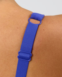 Woman wearing Momentum Sports Bra D/DD/E - Power Cobalt | Model:Bianca | Size:S | Thumbnail Index: 4