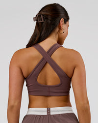 Woman wearing Stamina Sports Bra - Cocoa Powder | Model:Bianca | Size:S | Thumbnail Index: 2