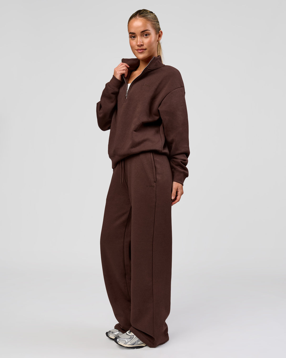 Woman wearing Go-To Wide Leg Track Pant - Hot Chocolate | Model:Issy | Size:S