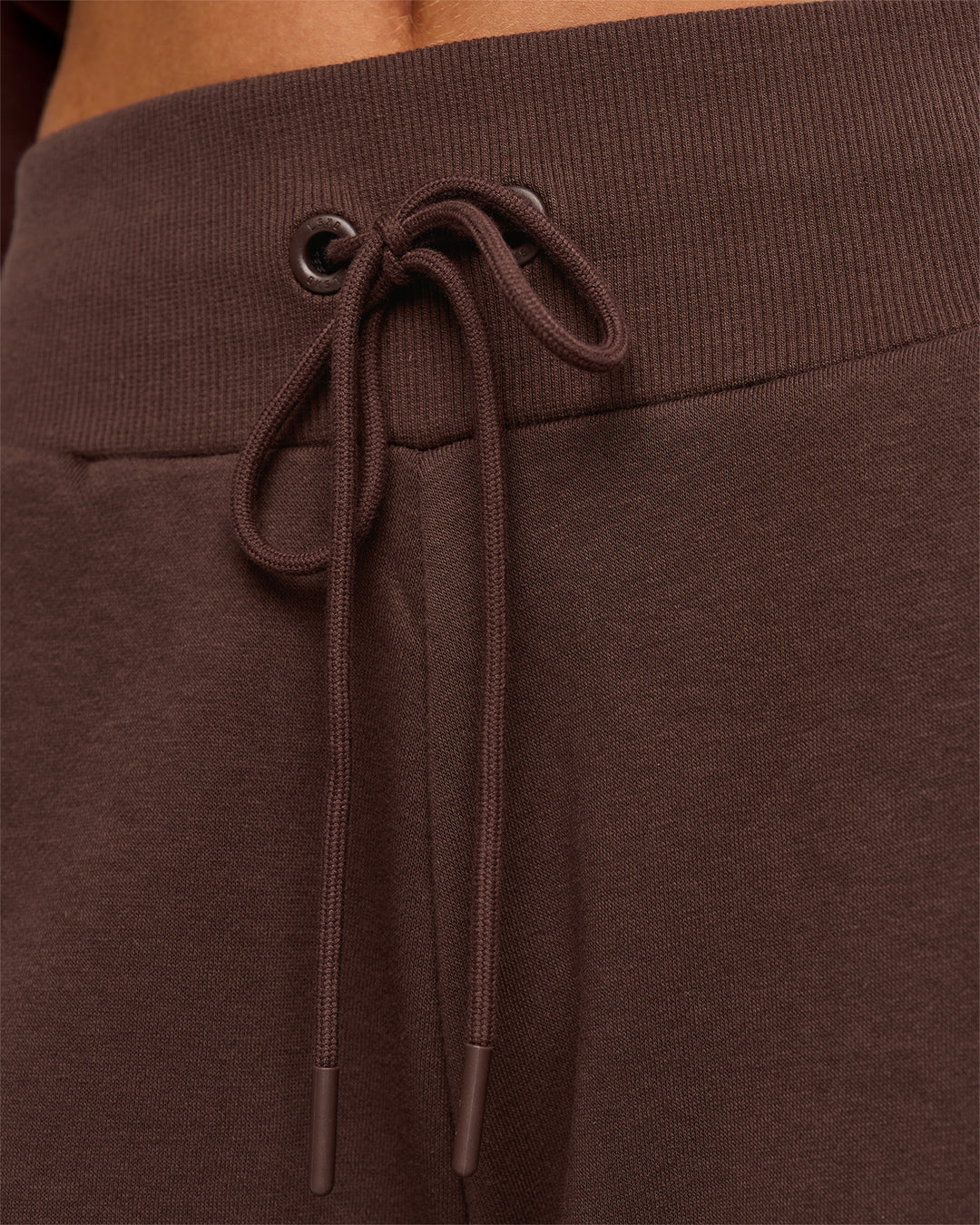 Woman wearing Go-To Wide Leg Track Pant - Hot Chocolate | Model:Issy | Size:S - view 3