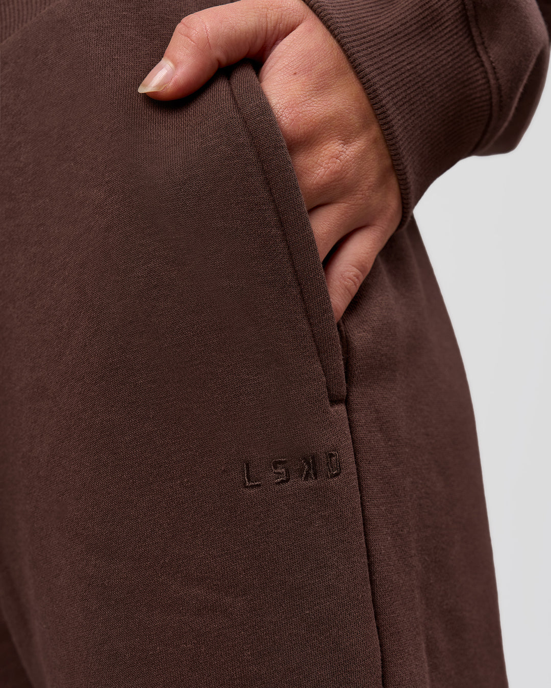 Woman wearing Go-To Wide Leg Track Pant - Hot Chocolate | Model:Issy | Size:S - view 8