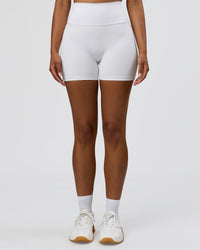 Woman wearing Fusion V-Contour Ultra High-Rise 6" Short Pockets - White | Model:Jordan | Size:S | Thumbnail Index: 8