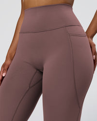 Woman wearing Fusion V-Contour Ultra High-Rise Full Length Legging Pockets - Cocoa Powder | Model:Jordan | Size:S | Thumbnail Index: 8