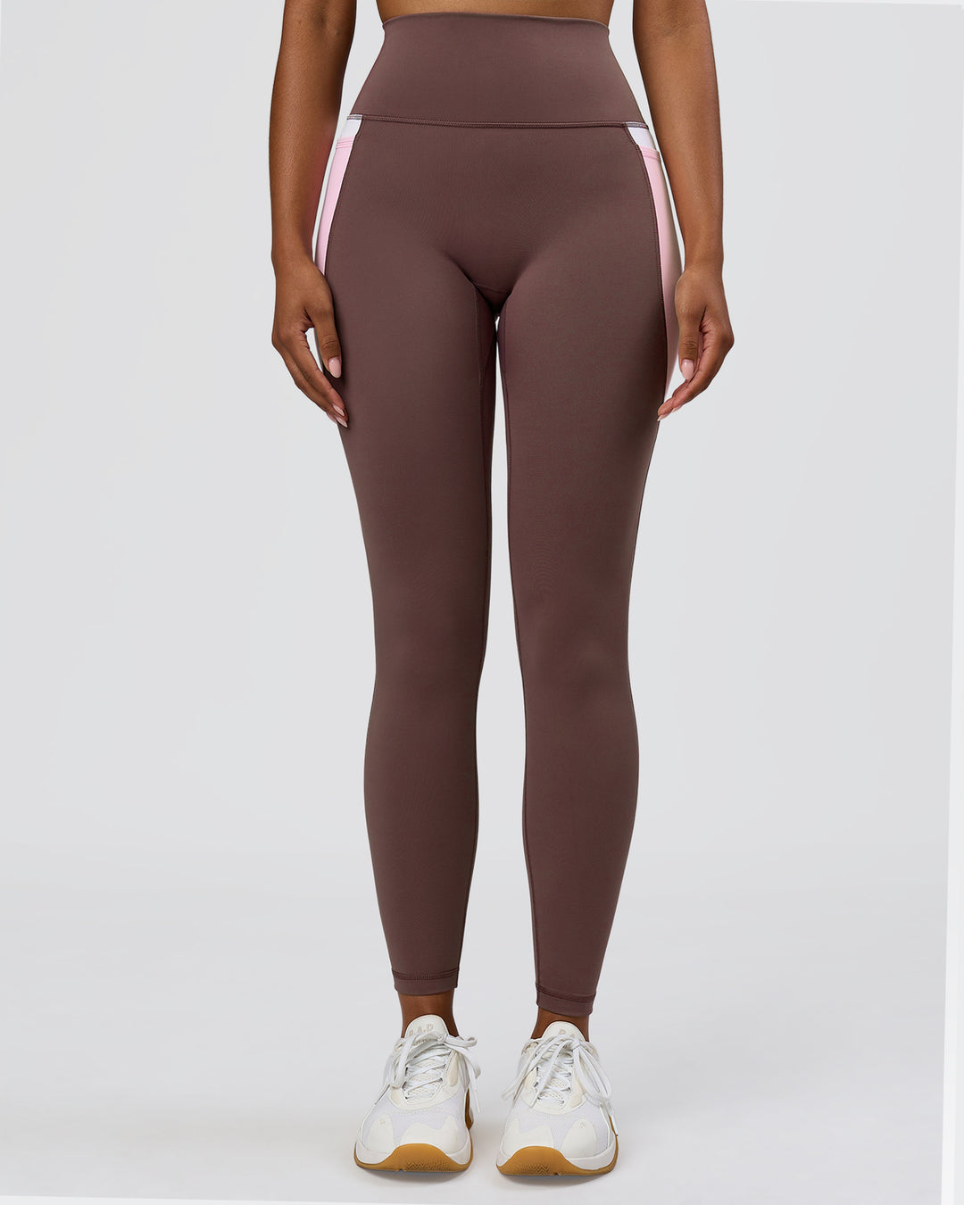Woman wearing Fusion V-Contour Ultra High-Rise Full Length Legging Pockets - Cocoa Powder-Marshmallow-White | Model:Jordan | Size:S - view 4