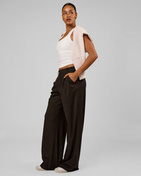 Woman wearing StretchShift Wide Leg Pant Tall - Ground Coffee | Model:Rosie | Size:S | Thumbnail Index: 5