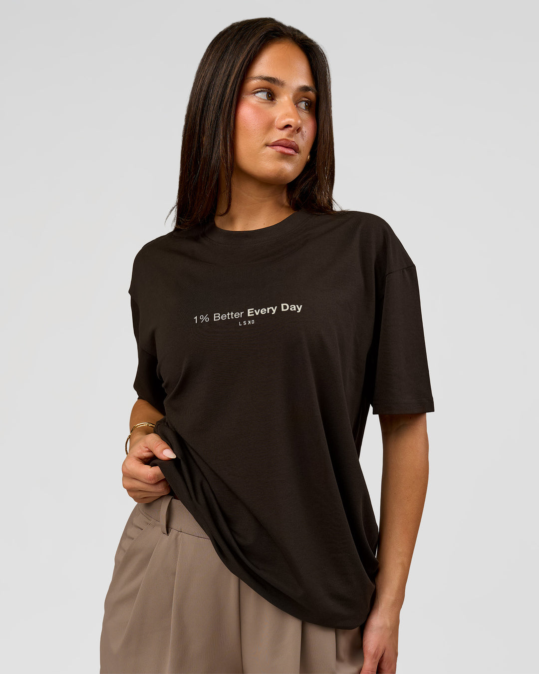 Woman wearing VS6 1% Better FLXCotton Oversize Tee - Ground Coffee | Model:Bianca | Size:XS - view 3