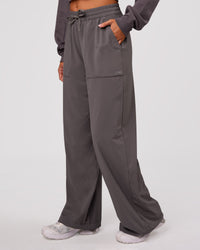 Woman wearing Bend Woven Pant - Duskstone | Model:Charli | Size:XS | Thumbnail Index: 3