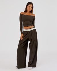 Woman wearing Stride Wide Leg Pant - Ground Coffee | Model:Charli | Size:XS | Thumbnail Index: 3