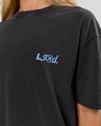 Woman wearing Blended FLXCotton Oversize Tee  - Black Washed | Model:Issy | Size:XS | Thumbnail Index: 14