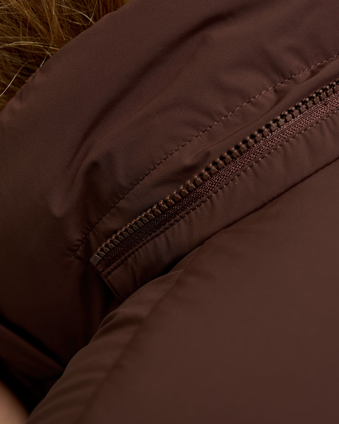 Woman wearing Go-To Puffer Jacket - Hot Chocolate | Model:Issy | Size:XS - view 12