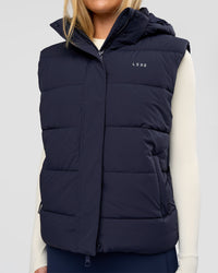 Woman wearing Go-To Puffer Vest - Future Navy | Model:Issy | Size:XS | Thumbnail Index: 4