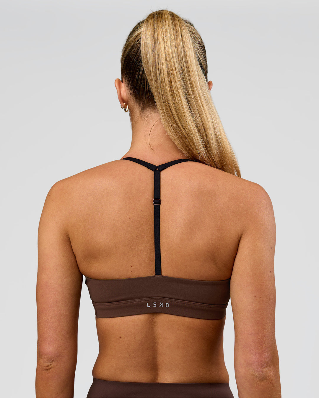 Woman wearing Infinity Sports Bra - Hot Chocolate | Model:Issy | Size:XS - view 6