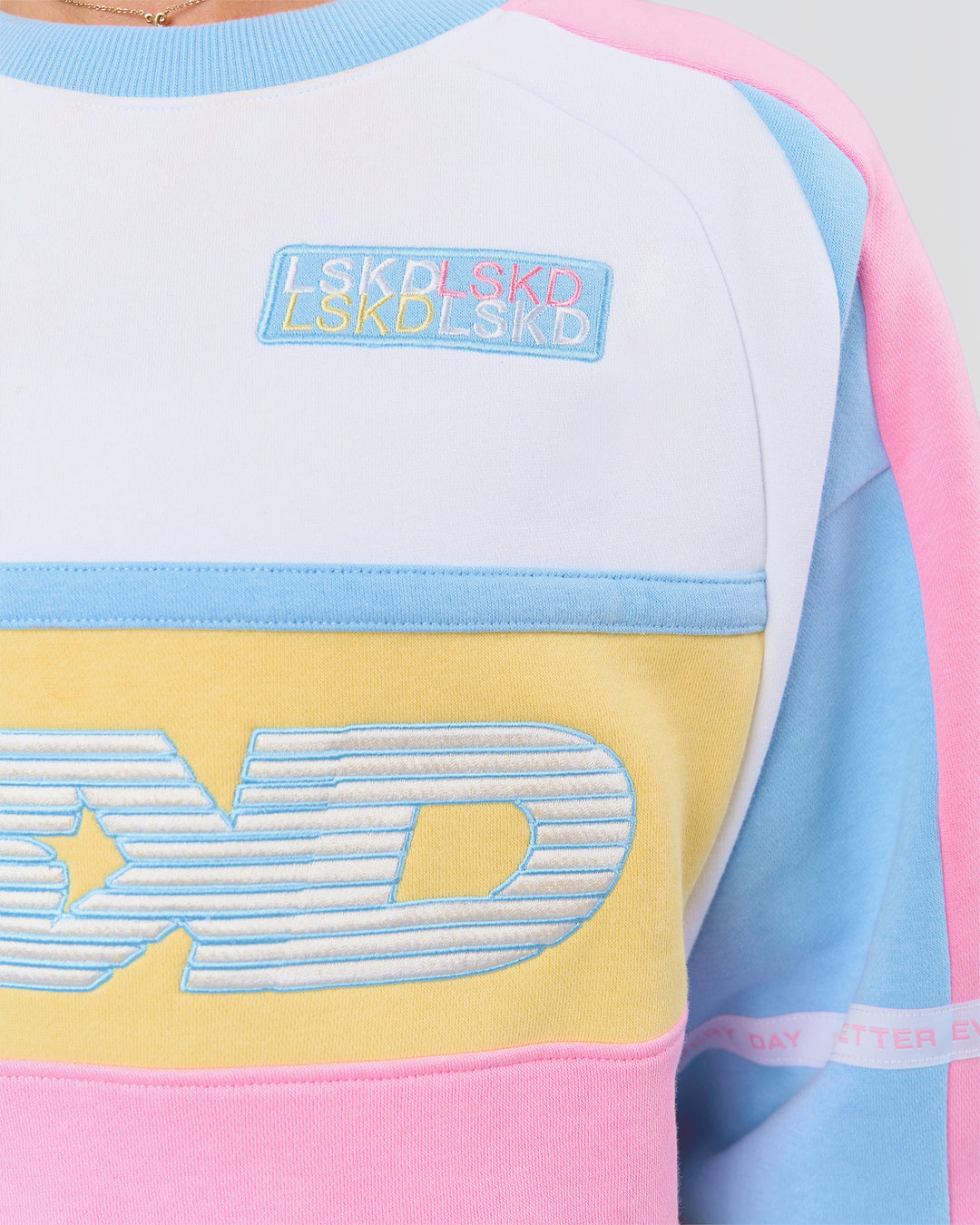 Woman wearing Power Sweater - Pink Rose-Lemon | Model:Issy | Size:XS - view 12
