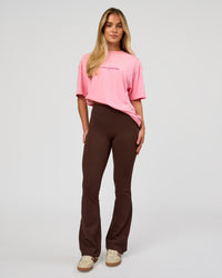Woman wearing VS6 1% Better FLXCotton Oversize Tee - Pink Rose | Model:Issy | Size:XS | Thumbnail Index: 16