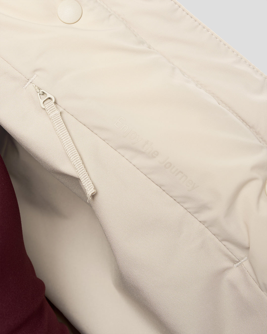 Woman wearing Go-To Puffer Jacket - Shale Beige | Model:Izzy | Size:XS - view 7