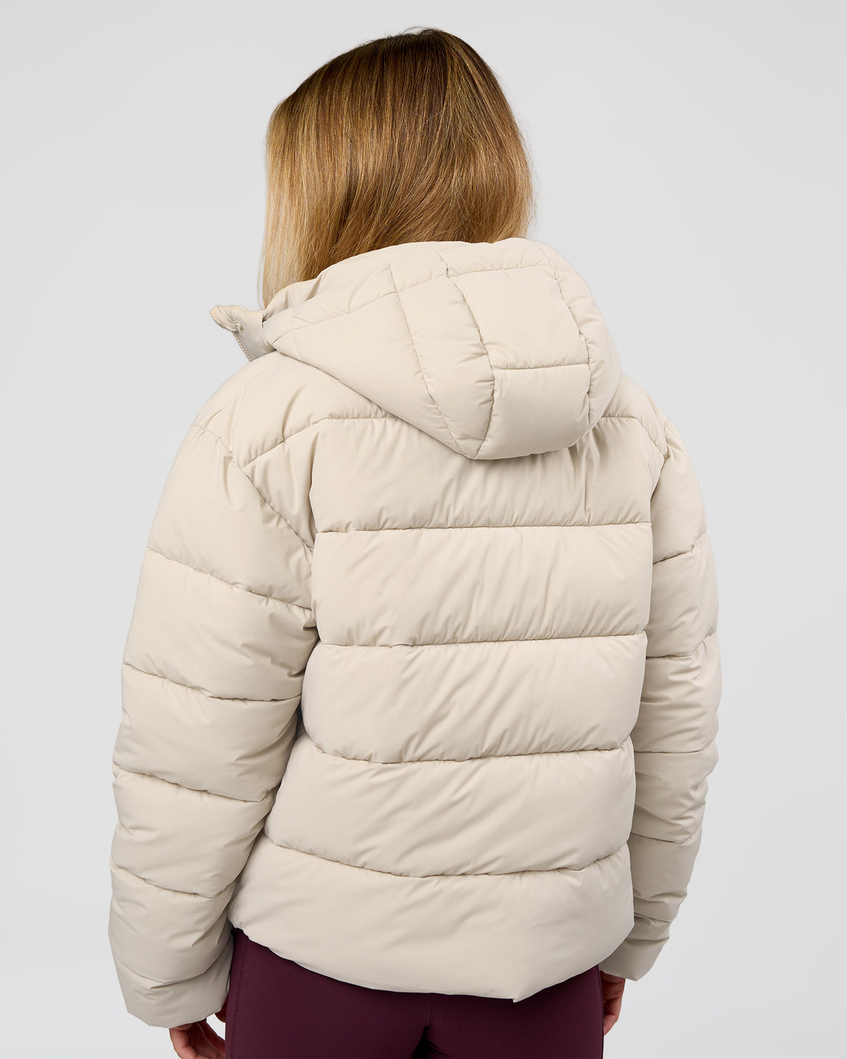 Woman wearing Go-To Puffer Jacket - Shale Beige | Model:Izzy | Size:XS