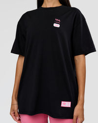 Woman wearing Archive FLXCotton Oversized Tee - Black-Candy Pink | Model:Rhiley | Size:XS | Thumbnail Index: 13