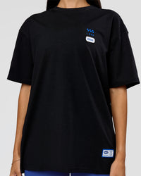 Woman wearing Archive FLXCotton Oversized Tee - Black-Electric Indigo | Model:Rhiley | Size:XS | Thumbnail Index: 12