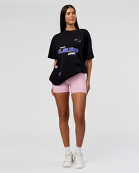 Woman wearing League Heavyweight FLXCotton Oversized Tee - Black-Power Cobalt | Model:Rhiley | Size:XS | Thumbnail Index: 4