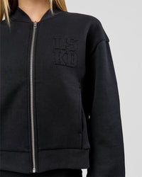 Woman wearing Bomber ZeroCrease Spacer Jacket - Black | Model:Taneisha | Size:XS | Thumbnail Index: 8