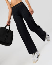 Woman wearing Dare Wide Leg Pant - Black | Model:Taneisha | Size:XS | Thumbnail Index: 6