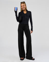 Woman wearing Elixir High-Rise Tall Pant - Black | Model:Taneisha | Size:XS | Thumbnail Index: 10