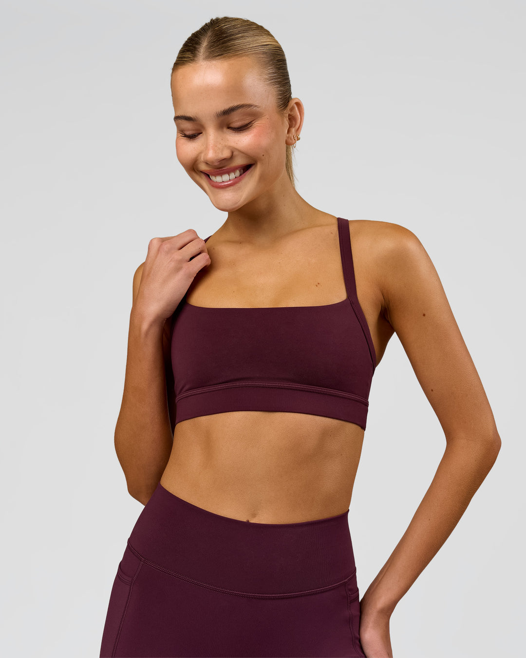 Woman wearing Momentum Sports Bra - Cherry Lacquer | Model:Taneisha | Size:XS - view 6