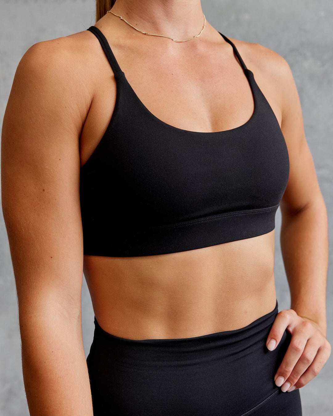Elixir Sports Bra - Black - view 6