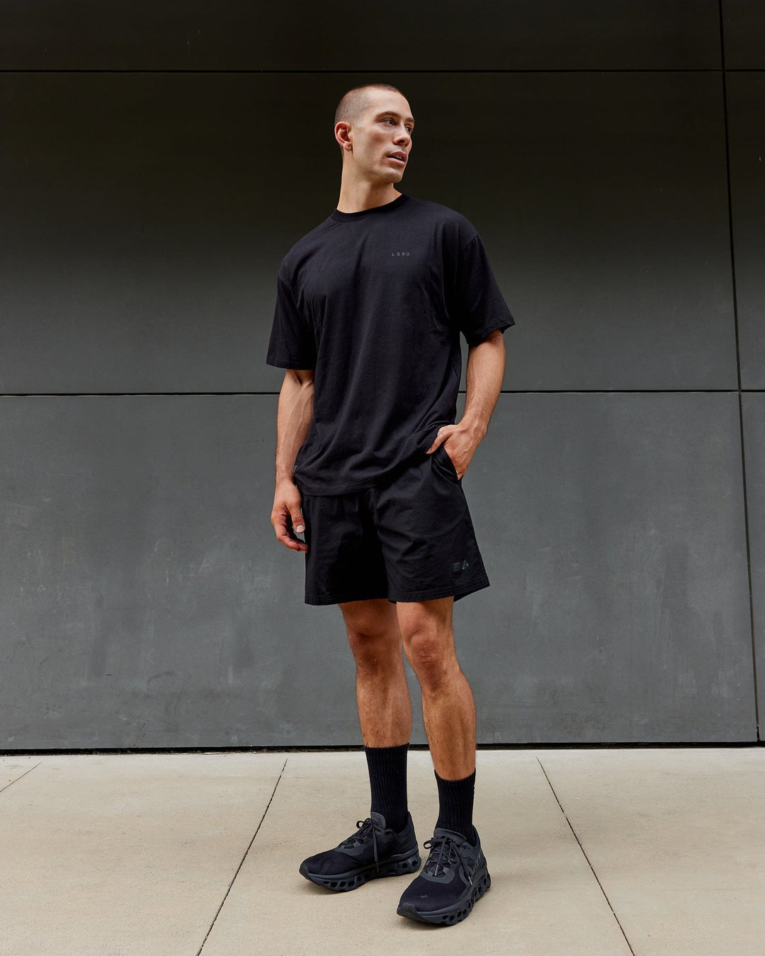 Daily 7" Short - Black-Black - view 2