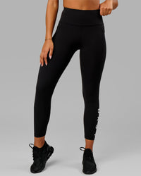 Woman wearing Rep Ultra High-Rise 7/8 Legging Pockets - Black-White | Model:Isabella | Size:S | Thumbnail Index: 9